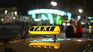 1. Juni: Taxifahrer begrapscht 26-Jährige