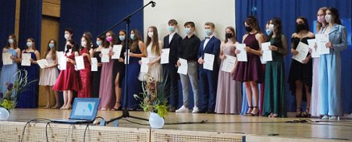 Die mit Preisen und Lob bedachten Schüler der Erhard-Junghans-Schule. Foto: Kiolbassa