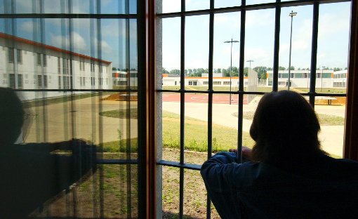 Nach jahrelangen Planungen für ein neues Großgefängnis hat sich die Landesregierung für einen Standort in Tuningen (Schwarzwald-Baar-Kreis) entschieden. (Symbolfoto) Foto: Rehder