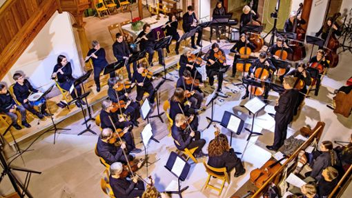 Das Orchester der Musikschule beendete mit seinem traditionellen Konzert „Adeste fideles“ die Klosterweihnacht am Wochenende. Foto: Geisel