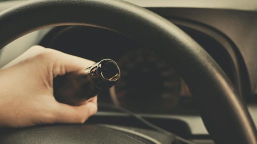 Ein vorläufiger Test ergab bei der Fahrerin einen Wert von über zwei Promille. (Symbolfoto) Foto: waranyu – stock.adobe.com