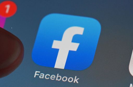 Technische Probleme bei Facebook und seinen Töchtern WhatsApp und Instagram hatten am Montag zu einem rund sechsstündigen Ausfall geführt. (Symbolbild) Foto: dpa/Uli Deck