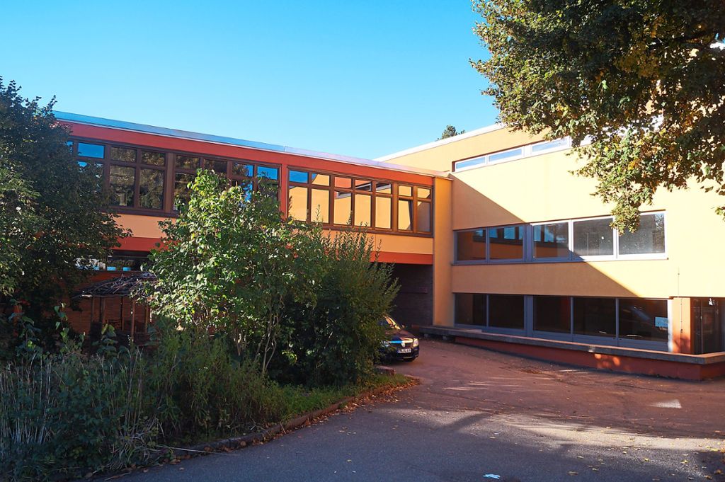 Die Ludwig-Uhland-Schule in Schömberg hat mit Hans Jürgen Weber einen neuen Rektor. Foto: Krokauer Foto: Schwarzwälder Bote