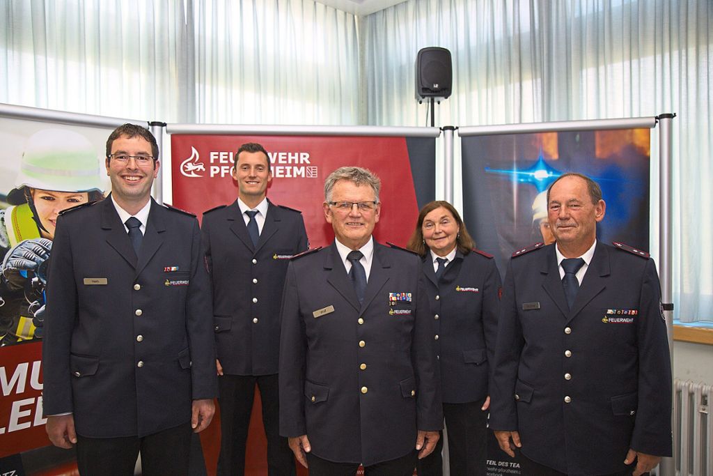 Im Amt bestätigt wurde der Vorstand des Stadtfeuerwehrverbands Pforzheim mit (von links) Andreas Herb, Fabian Klittich, Bernd Wolf, Brigitte Huhn und Hubert Wollmer.