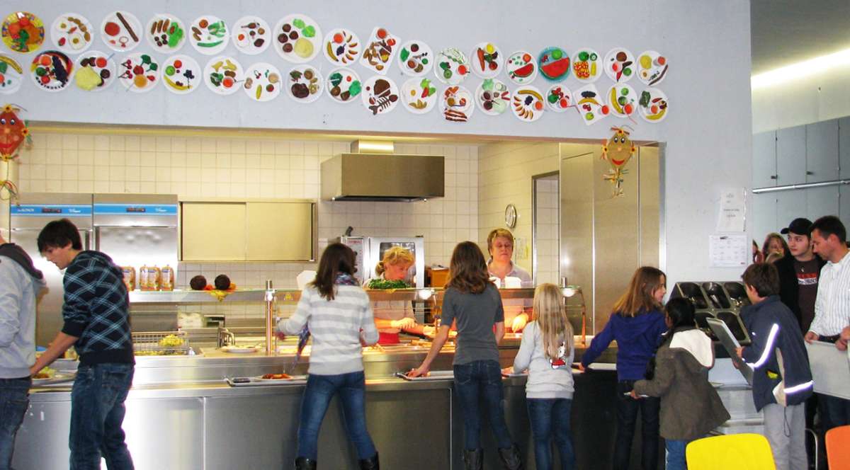 Der Bezugspreis für das Mittagessen in der Mensa des Schulzentrums wird angehoben. Foto: Archiv Foto: Schwarzwälder Bote
