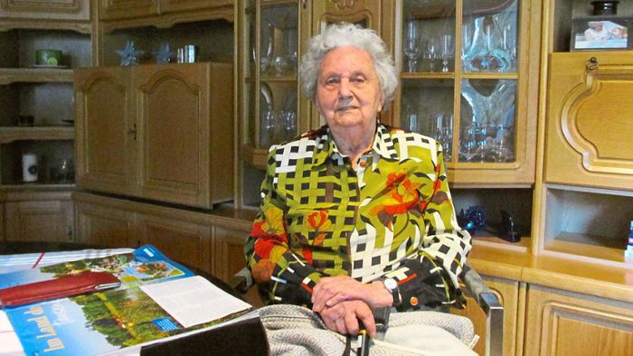 Zum 100. Geburtstag erzählt Anna Sluzalek aus Triberg von prägenden Ereignissen