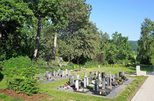 Der Gemeinderat hat für den Friedhof in Dotternhausen eine neue Satzung beschlossen. Foto: Schweizer