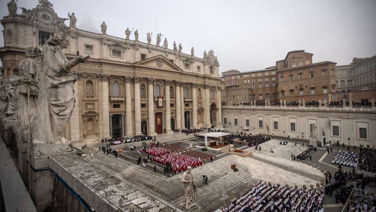 Papst Benedikt XVI: Hier kann man die Beerdigung im TV sehen?