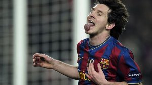 Messe mit Messi - Dribbelkönig macht Profis zu Amateuren