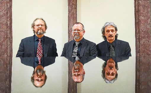 Der Pianist Frieder Berlin (Mitte)   führt mit  Hansi Schuller, Bass, und  Peter Schmidt, Drums,    durch die Jahrzehnte des Jazz. Foto: Veranstalter Foto: Schwarzwälder-Bote