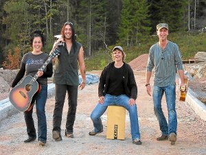 Die Musiker der neuen Band Red Mountain Project (von links): Silke  Wehrle, Alexander Duffner, Armin Dold und Peter Wissler. Foto: Schwarzwälder-Bote