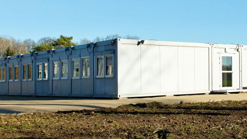 Der Landkreis Freudenstadt will in Glatten 24 Container für Flüchtlinge aufstellen – bislang auf dem ehemaligen Küfergelände. (Symbolfoto) Foto: © Markus Bormann – stock.adobe.com/Markus Bormann