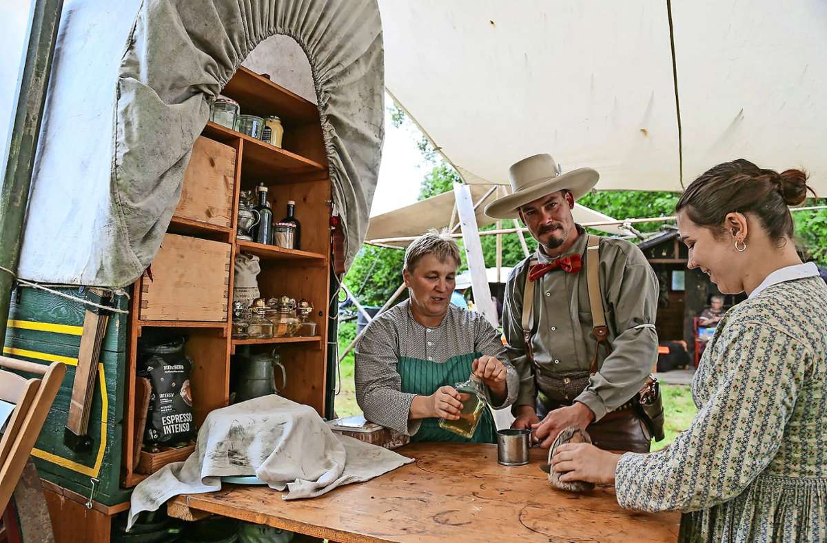 Western-Camp und Jedermannschießen: Cowboys und Trapper erobern Altdorf ...