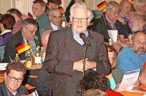 Wichtig für Oberstudiendirektor Klaus Panther war auch seine politische Tätigkeit in der CDU, hier beim Kreisparteitag der Christdemokraten  in Furtwangen. Panther war  Ehrenvorsitzender der Kreis-CDU. Foto: Stefan Heimpel