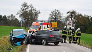 Drei Verletzte nach Frontalzusammenstoß bei Eutingen