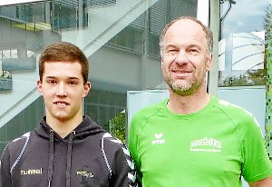 Lukas Mayer (links) war der erste FSJ-ler beim TSV Frommern – betreut wurde er  von Sven Krause.  Foto: TSV Foto: Schwarzwälder-Bote