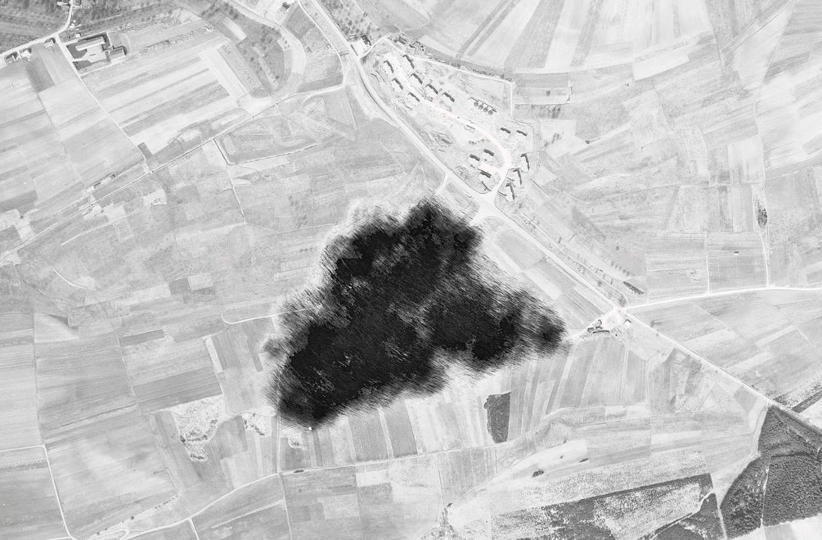 Luftbild aus dem Jahr 1968. Besonders auffällig: Die geschwärzten Flächen. Foto: Landesarchiv/StAL/EL68IX-17708