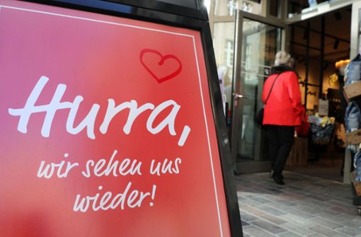 In Baden-Württemberg haben seit diesem Montag die meisten Geschäfte wieder geöffnet – allerdings teils nur auf Termin. Foto: dpa/Bernd Wüstneck