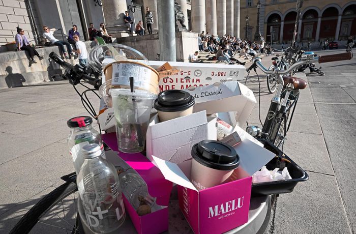 Einweg-Müll: Verpackungssteuer: Zollernalb-Städte beobachten Entwicklung in Tübingen