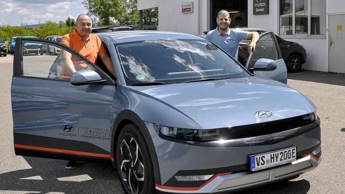 Autohaus Bach in Donaueschingen will mit E-Autos überzeugen