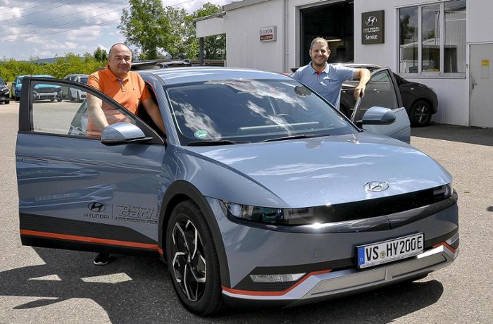 Anzeige: Autohaus Bach in Donaueschingen will mit E-Autos überzeugen