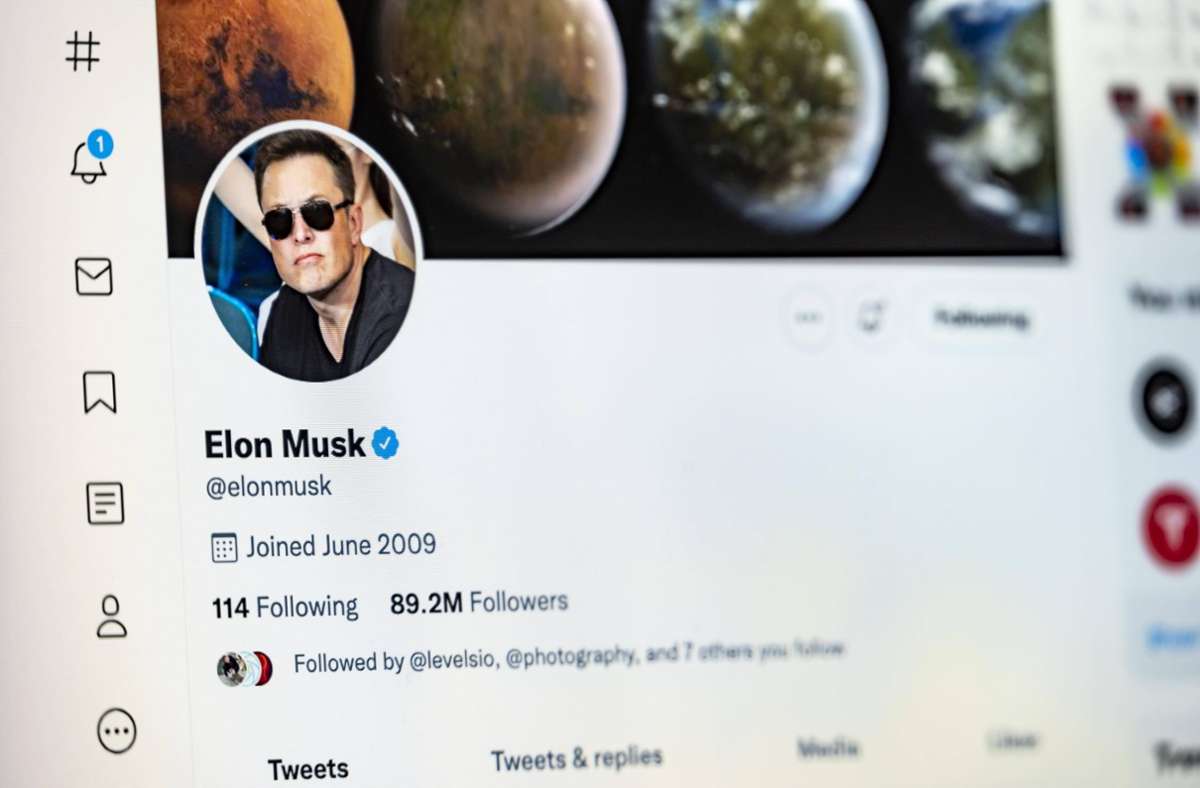 Tech-Milliardär Elon Musk bringt neue Argumente, um den angekündigten Kauf des Kurznachrichtendienstes Twitter abzuwenden. Foto: IMAGO/imagebroker/IMAGO/imageBROKER/Mara Brandl