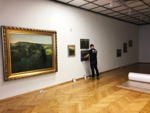 Vor dem Umbau des Kunstmuseums Albstadt sind etliche Werke auf Reisen gegangen.Foto: Mertens Foto: Schwarzwälder Bote