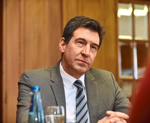 Donaueschingens Oberbürgermeister Erik Pauly tritt offiziell wieder zur Wahl an.  Foto: Sigwart