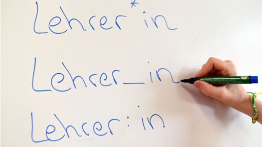 Söder will das Gendern an bayrischen Schulen verbieten (Symbolbild). Foto: dpa/Uli Deck