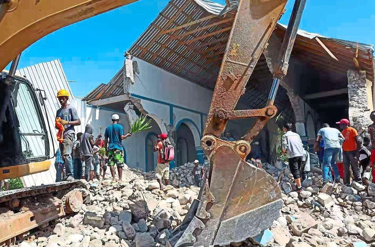 Ein Erdbeben der Stärke 7,2 auf der Richterskala hat am Samstag  den Südwesten Haitis erschüttert und beträchtliche Schäden hinterlassen sowie hunderte Menschen des Leben gekostet. Der  Vorstand des Vereins Pro Haiti bemüht sich nun  um direkte Kontakte zu den Projektpartnern, um  Hilfsmaßnahmen vor Ort zu unterstützen.