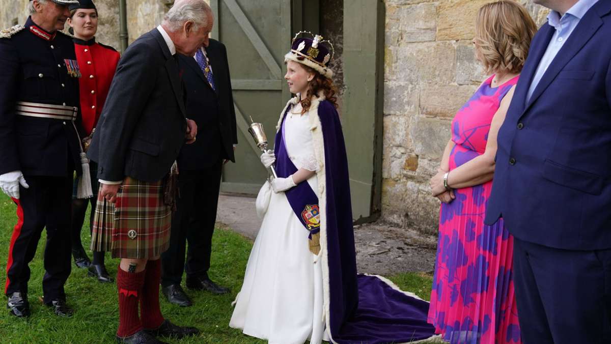 König Charles III. in Schottland: König trifft Queen