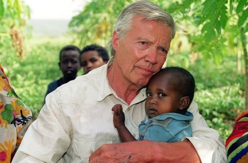 Sein Engagement für Äthiopien war seine Herzensangelegenheit: Karlheinz Böhm ist am Donnerstag im Alter von 86 Jahren gestorben. Foto: dpa