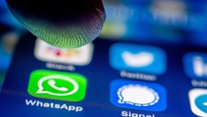 Betrüger versuchen, mit dem Messengerdienst WhatsApp Geld zu erbeuten. Foto: dpa/Scheurer