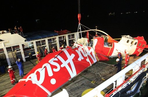 Die zuletzt verunglückte AirAsia-Maschine wurde com Co-Piloten gesteuert. Foto: EPA