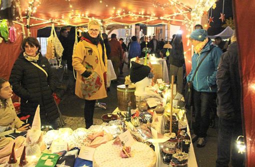Mehr als 30 Beschicker boten den Besuchern des Meißenheimer Weihnachtsmarkts eine große Auswahl. Foto: Lehmann