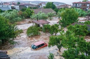 Die griechische Stadt Pilion steht infolge der schweren Überschwemmungen komplett unter Wasser. Foto: Imago/ANE Edition/Thanasis Kalliaras/Eurokinissi