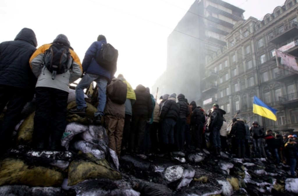 In Kiew gehen die Proteste gegen die Regierung unvermindert weiter.