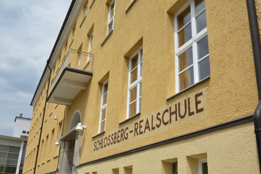 Zwei Schüler an der Ebinger Schlossberg-Realschule haben sich mit dem Coronavirus infiziert. Foto: Archiv