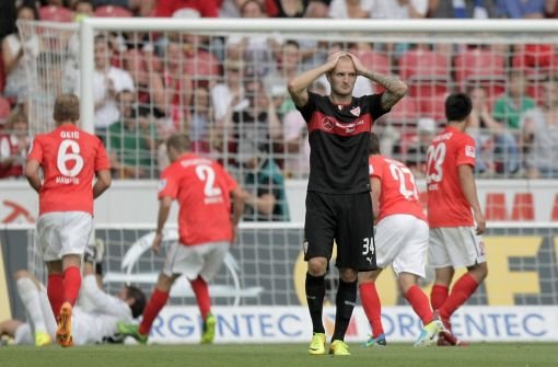 Enttäuscht: Konstantin Rausch und der VfB erleben in Mainz einen misslungenen Saisonstart. Klicken Sie sich durch die Noten für die Roten. Foto: dpa