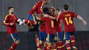 Zittersieg für Spanien, Lampard rettet England Remis 