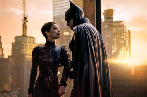 Zoë Kravitz als Selina Kyle aka Catwoman  und Robert Pattinson als Batman Foto: Warner Bros./Jonathan Olley