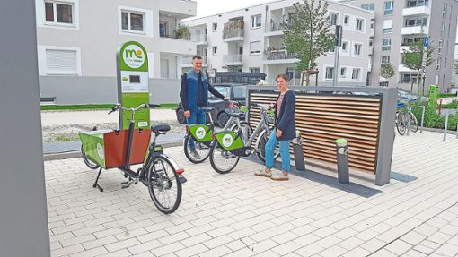 An solchen sogenannten Mobilitätsstationen können in Offenburg Lastenräder ausgeliehen werden.   Foto: Stadt Offenburg (Archiv)