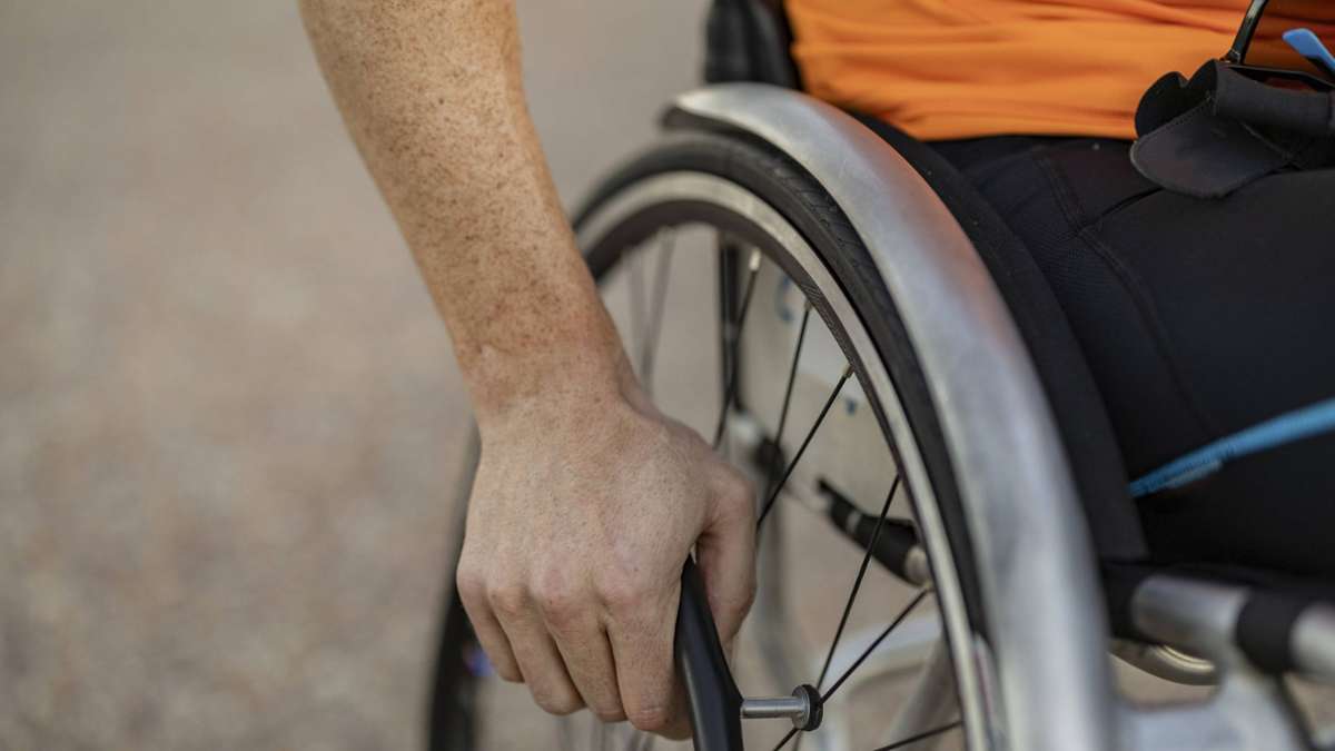 Studie für Baden-Württemberg: Behinderte Menschen auf Arbeitsmarkt benachteiligt