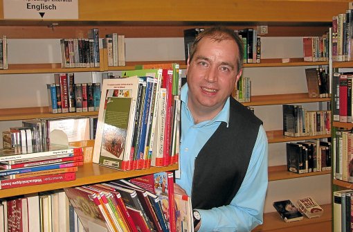 Ich lache gerne, sagt Volker Fritz, 40,  neuer Leiter der Stadtbibliothek Villingen-Schwenningen. Foto: Klausner Foto: Schwarzwälder-Bote