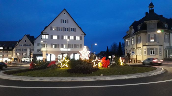 Zerstörte Weihnachtsdeko: Stadt sucht Täter
