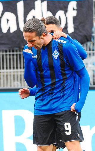 Waldhof-Bub Valmir Sulejmani erzielte in Freiburg sein 15. Saisontor. Foto: Schwarzwälder Bote