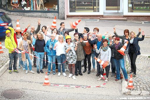 Die Geschäftsleute in der Loßburger Straße freuen sich über die Neugestaltung der Straße.   Foto: Freudenstadt-Marketing