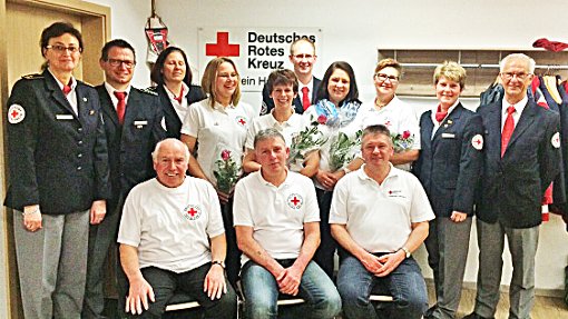 Verdiente Mitglieder hat das Rote Kreuz Harthausen bei seiner Hauptversammlung ausgezeichnet. Foto: Schley Foto: Schwarzwälder-Bote
