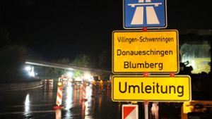 Die Umleitung für die B 27 erfolgt über Nordhalden und Tengen-Uttenhofen. Die Sperrung erfolgt nachts wegen des hohen Verkehrsaufkommens, tagsüber fließt der Verkehr normal. Foto: Guy Simon