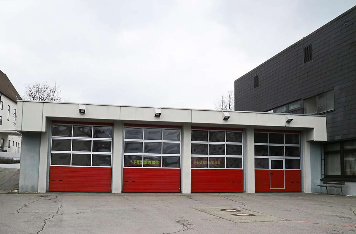 Das Feuerwehrhaus in Bitz soll ein neues Dach bekommen. Dafür sind im Haushalt 2022 200 000 Euro eingestellt. Foto: Müller